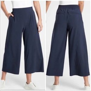 Athleta Brooklyn Wide Leg Crop Pant Navy Blue Size 8